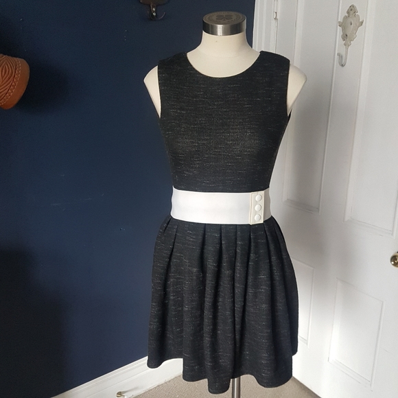 Talula bundle, dress, shrug, belt sz xs - Picture 2 of 7